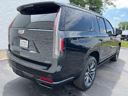 2023 Cadillac Escalade Sport