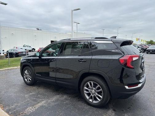 Ebony Twilight Metallic 2024 GMC Terrain SLT