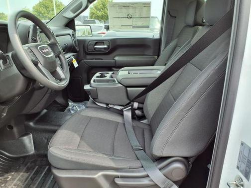 2025 GMC Sierra 2500 Pro