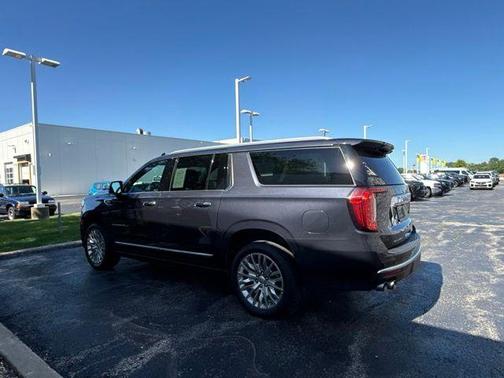 Titanium Rush Metallic 2023 GMC Yukon XL Denali