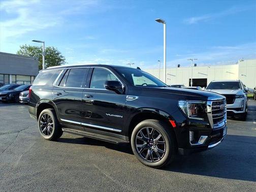 Onyx Black 2024 GMC Yukon SLT