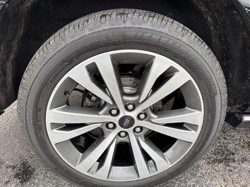 Agate Black Metallic 2021 Ford Expedition Platinum