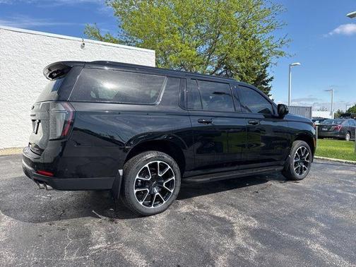 Black 2025 Chevrolet Suburban RST