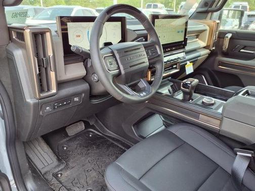 2025 GMC HUMMER EV SUV 2X