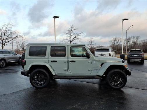 2024 Jeep Wrangler 4xe Sahara