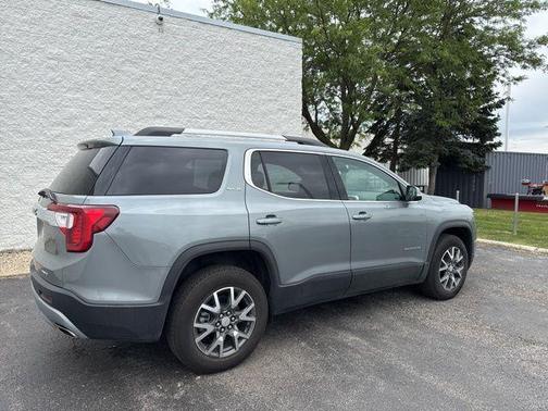 Sterling 2023 GMC Acadia SLE