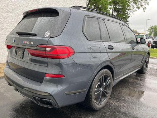 2021 BMW X7 M50i