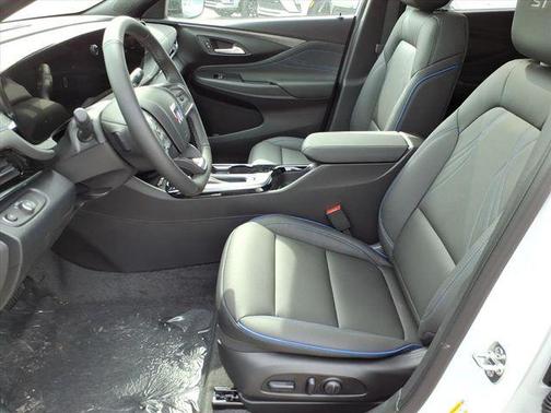 Summit White 2026 Buick Envista Sport Touring