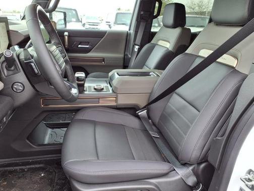 2025 GMC HUMMER EV SUV 2X