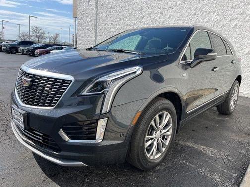 2022 Cadillac XT5 Premium Luxury