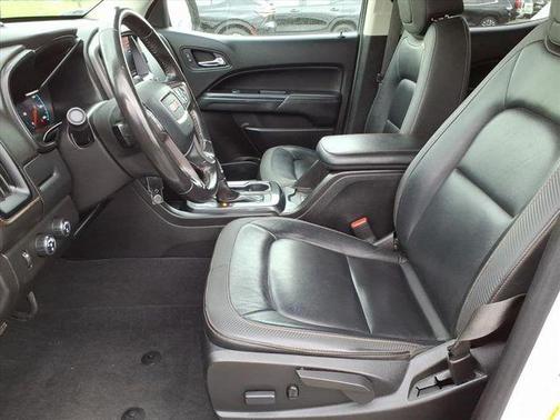 Summit White 2021 GMC Canyon AT4 w/Leather