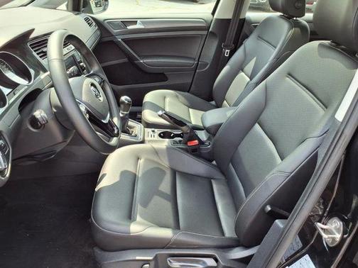 2021 Volkswagen Golf 1.4T TSI
