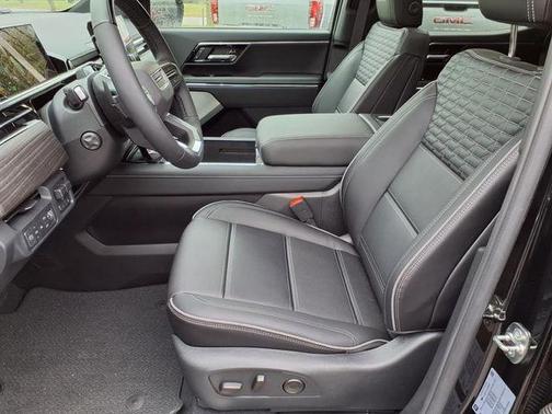 2025 GMC Sierra EV Denali