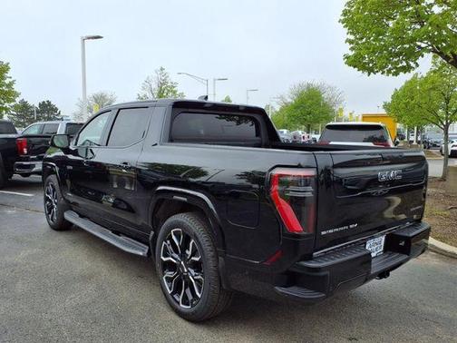 2025 GMC Sierra EV Denali