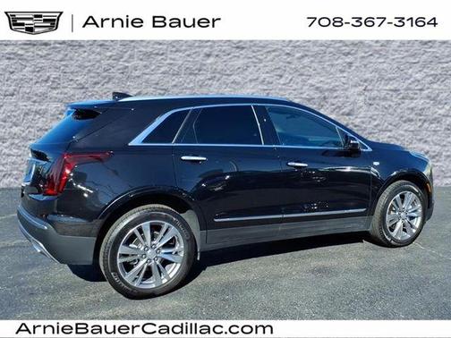 2025 Cadillac XT5 Premium Luxury
