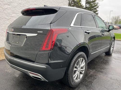 2022 Cadillac XT5 Premium Luxury