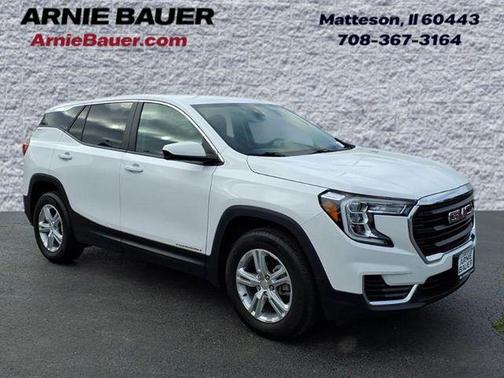 Summit White 2024 GMC Terrain SLE
