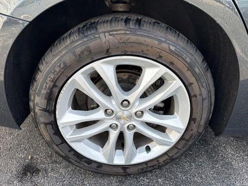 Nightfall Gray Metallic 2018 Chevrolet Malibu LT