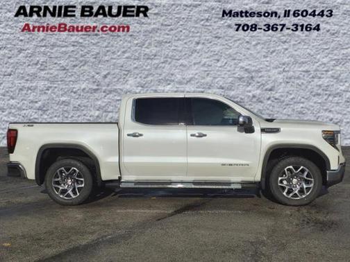 2025 GMC Sierra 1500 SLT