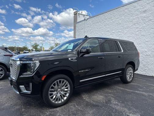 Onyx Black 2023 GMC Yukon XL Denali