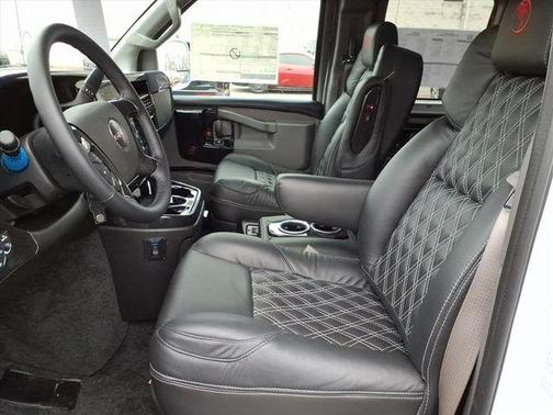 2025 GMC Savana 2500 Work Van