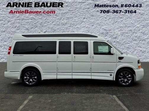 2025 GMC Savana 2500 Work Van