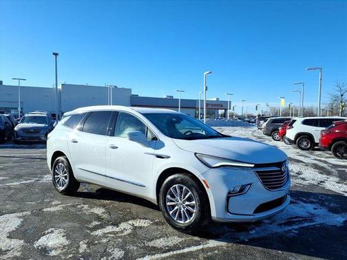 2024 Buick Enclave Essence