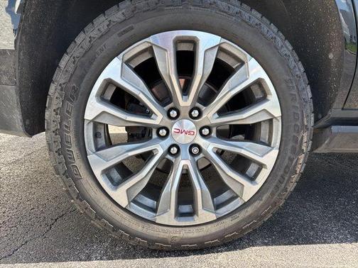 Onyx Black 2021 GMC Yukon Denali