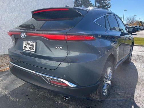 2023 Toyota Venza XLE