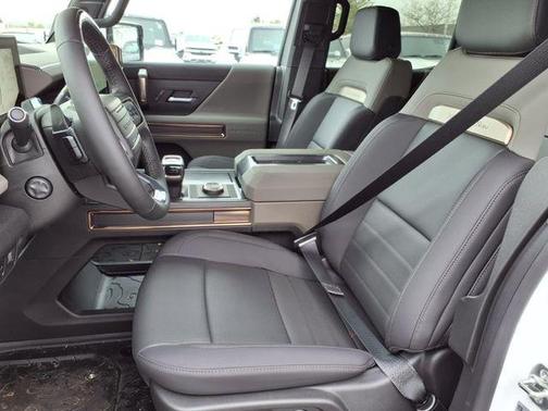 2025 GMC HUMMER EV SUV 2X