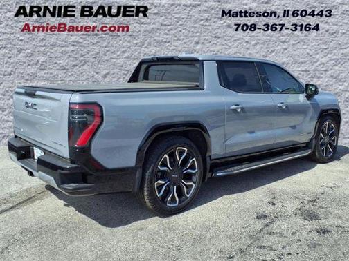 2024 GMC Sierra EV Denali