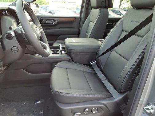 Sterling 2026 GMC Yukon XL Denali