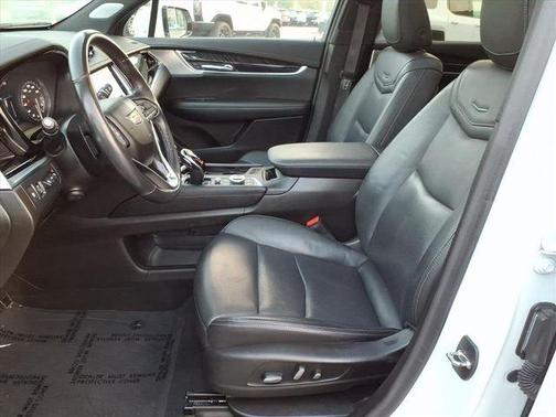 2023 Cadillac XT6 Premium Luxury AWD