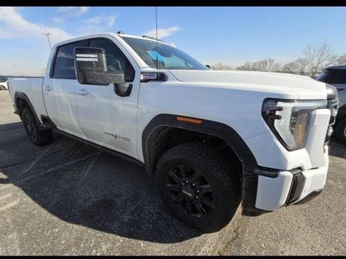 Summit White 2026 GMC Sierra 3500 AT4