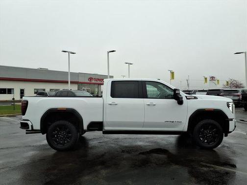 Summit White 2026 GMC Sierra 3500 AT4