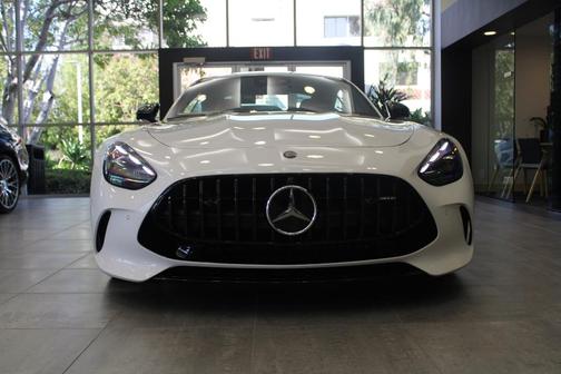 MANUFAKTUR Moonlight White Metallic 2026 Mercedes-Benz AMG GT 55 Base