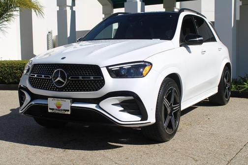 MANUFAKTUR Moonlight White Metallic 2026 Mercedes-Benz GLE 450 4MATIC