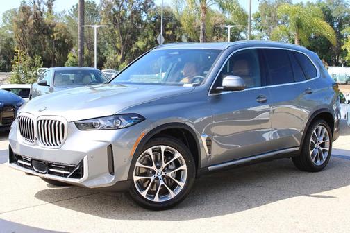 Gray Metallic 2026 BMW X5 xDrive40i
