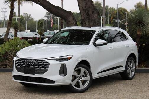 2025 Audi Q5 Premium Plus