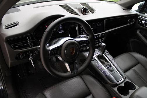 2021 Porsche Macan S