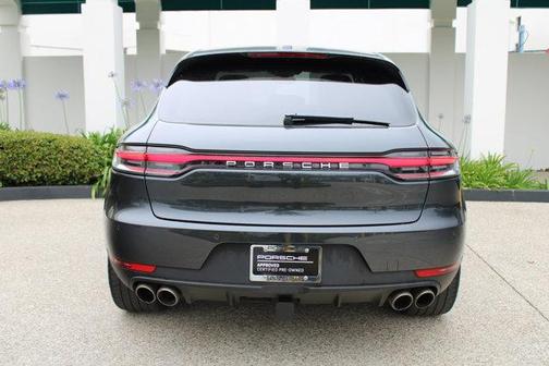 2021 Porsche Macan S