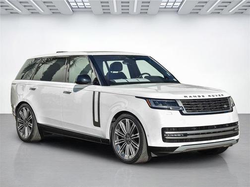 2023 Land Rover Range Rover SE