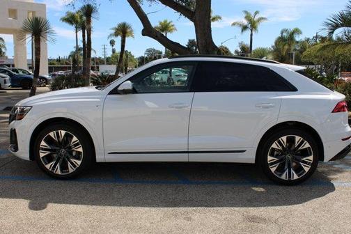 2026 Audi Q8 Premium Plus