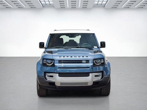 2025 Land Rover Defender P300