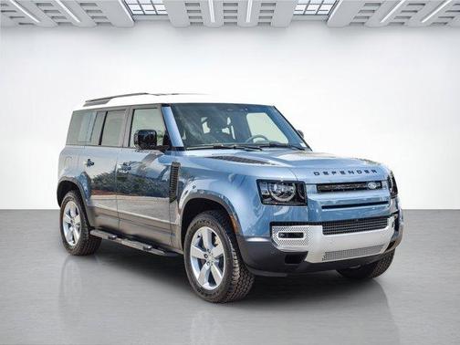 2025 Land Rover Defender P300