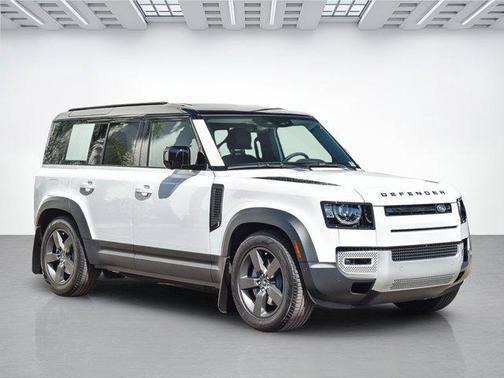 2025 Land Rover Defender S