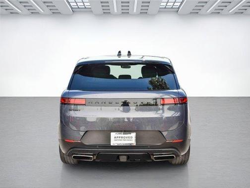 2024 Land Rover Range Rover Sport SE
