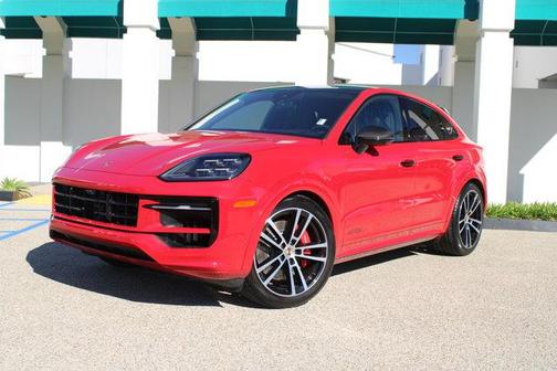 2025 Porsche Cayenne GTS