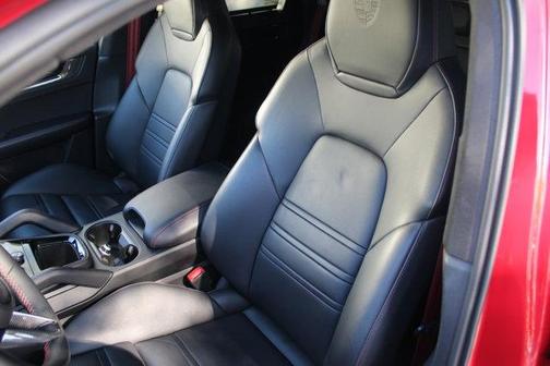 2025 Porsche Cayenne GTS