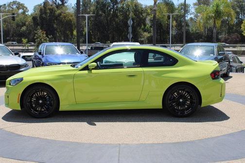 2025 BMW M2 